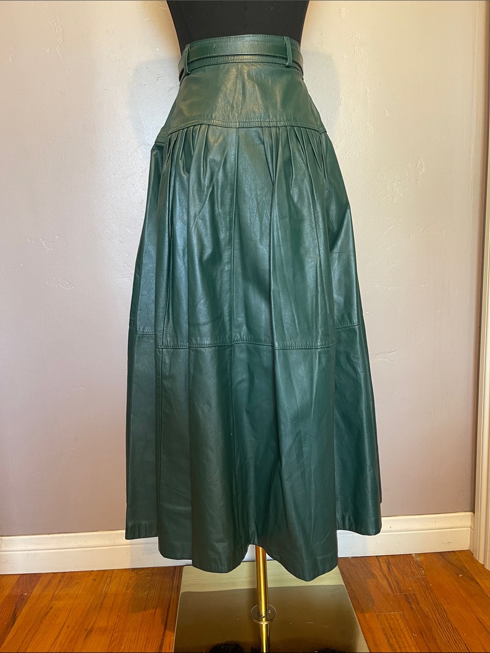 Vintage Toffs Leather Midi Skirt Emerald Green Button-Front Pleated A-Line - Picture 4 of 5